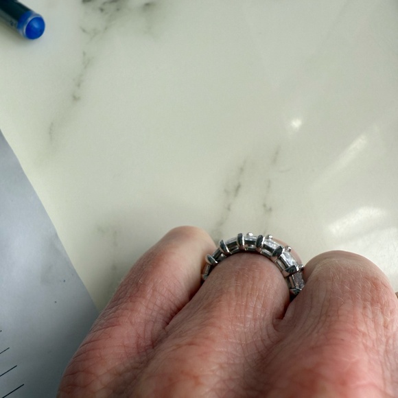 Wedding band CZ - Picture 1 of 3